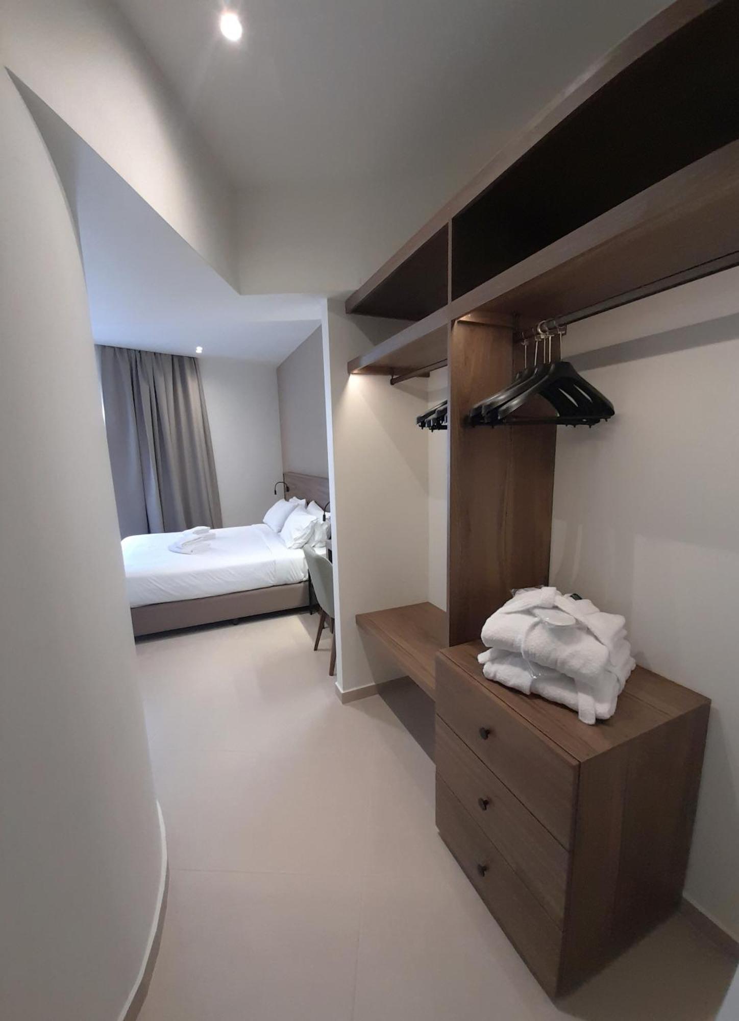 Elite Centre Hotell Rhodes City Exteriör bild